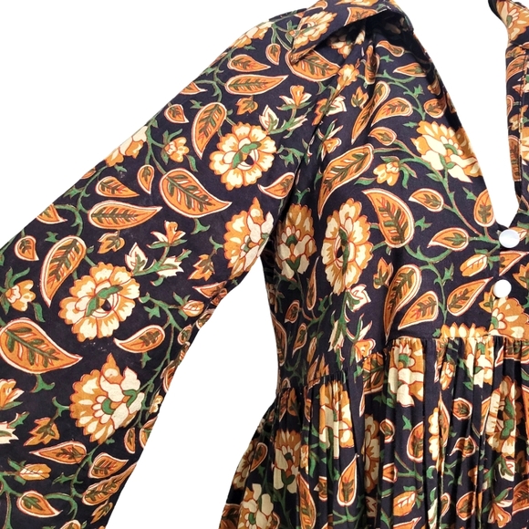 Cheeky Vintage Designed Collared Shirtdress with Bell Sleeves Size 6 - Picture 4 of 8